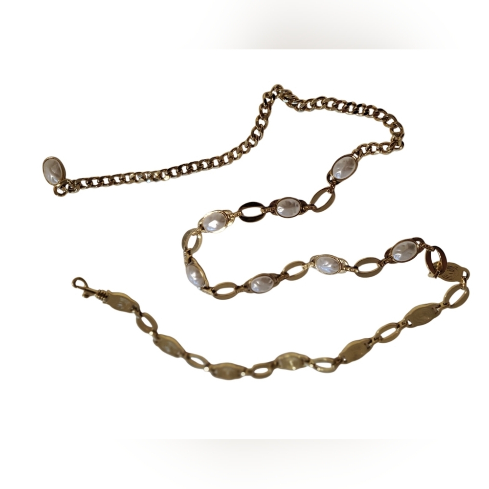 Saint John Gold and Pearl Belt